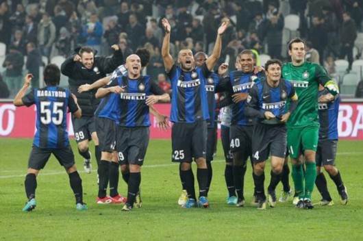 埃迪·豪：球队没有足够球员进行轮换，欧冠目标是晋级淘汰赛（埃迪·豪：阵容深度不足难以轮换，欧冠目标锁定淘汰赛席位）