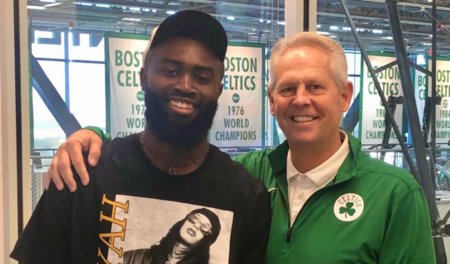 摩洛哥队非洲杯大名单：阿什拉夫领衔，卜拉欣、马兹拉维入选（摩洛哥非洲杯大名单公布：阿什拉夫领军，卜拉欣、马兹拉维在列）