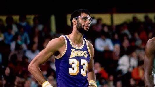 意甲：国米主场3-1击败博洛尼亚（意甲：国际米兰主场3比1力克博洛尼亚）