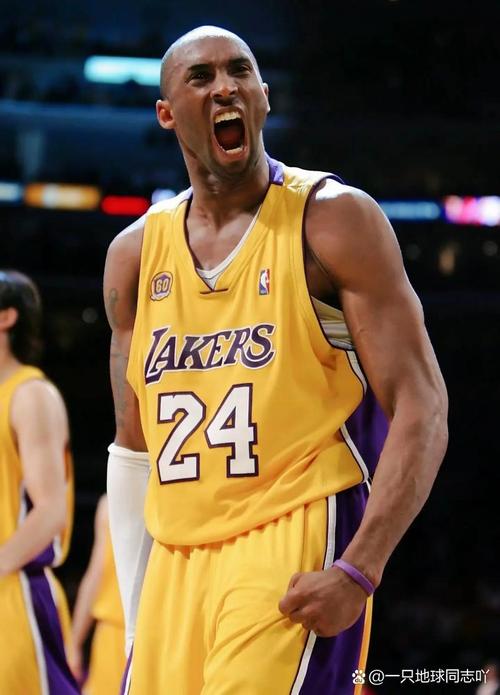 本田圭佑：日本国家队水平越来越高，世界杯夺冠概率也越来越大（本田圭佑：日本队实力持续提升，夺得世界杯的可能性与日俱增）