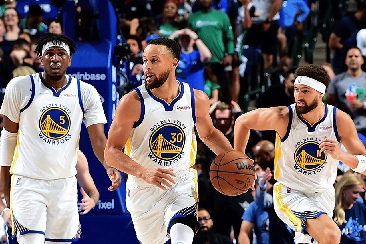 利雅得胜利2-1逆转费哈，C罗双响+补时第14分钟点射绝杀（C罗梅开二度补时第14分钟点球绝杀，利雅得胜利2-1逆转费哈）