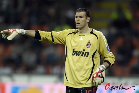 男子冰壶奥运落选赛：中国5-2菲律宾，豪取三连胜！稳居榜首（男子冰壶奥运资格赛：中国5比2胜菲律宾，豪取三连胜领跑积分榜）