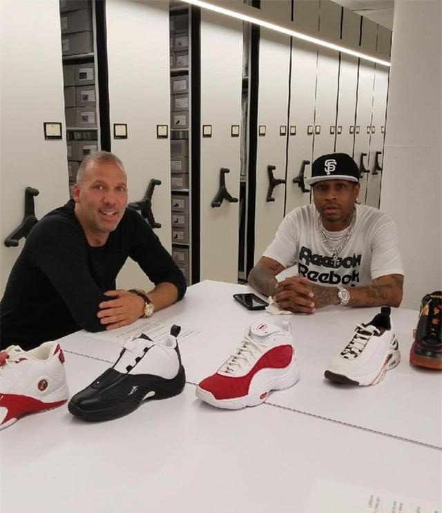 WCBA综述：四川&广东&武汉三连胜 邹广凤关键抢断助山东险胜江苏（WCBA战报：四川、广东、武汉豪取三连胜 邹广凤末节关键抢断助山东险胜江苏）