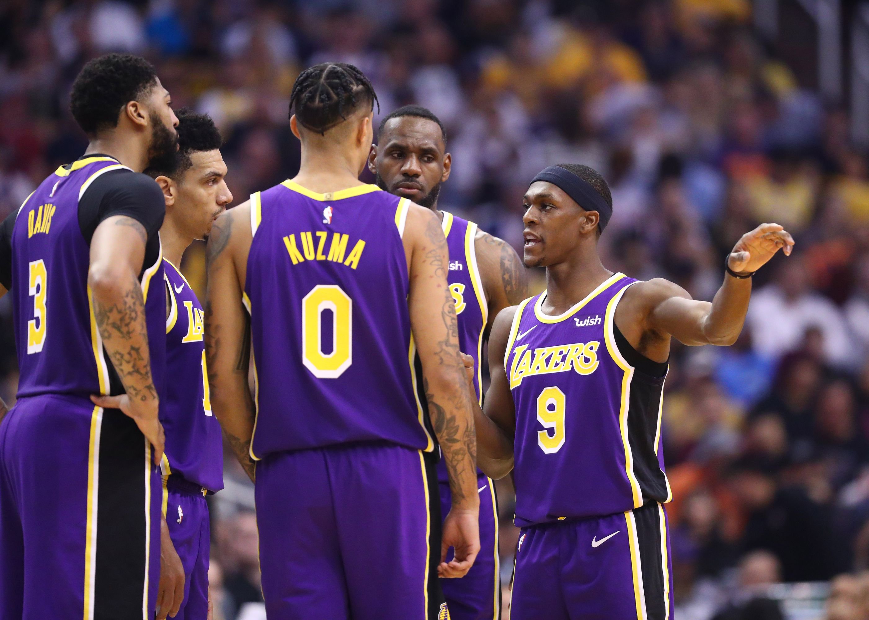 唐斯谈尼克斯杯赛夺冠：我们是当之无愧的冠军（唐斯：尼克斯杯赛问鼎，我们是实至名归的冠军）