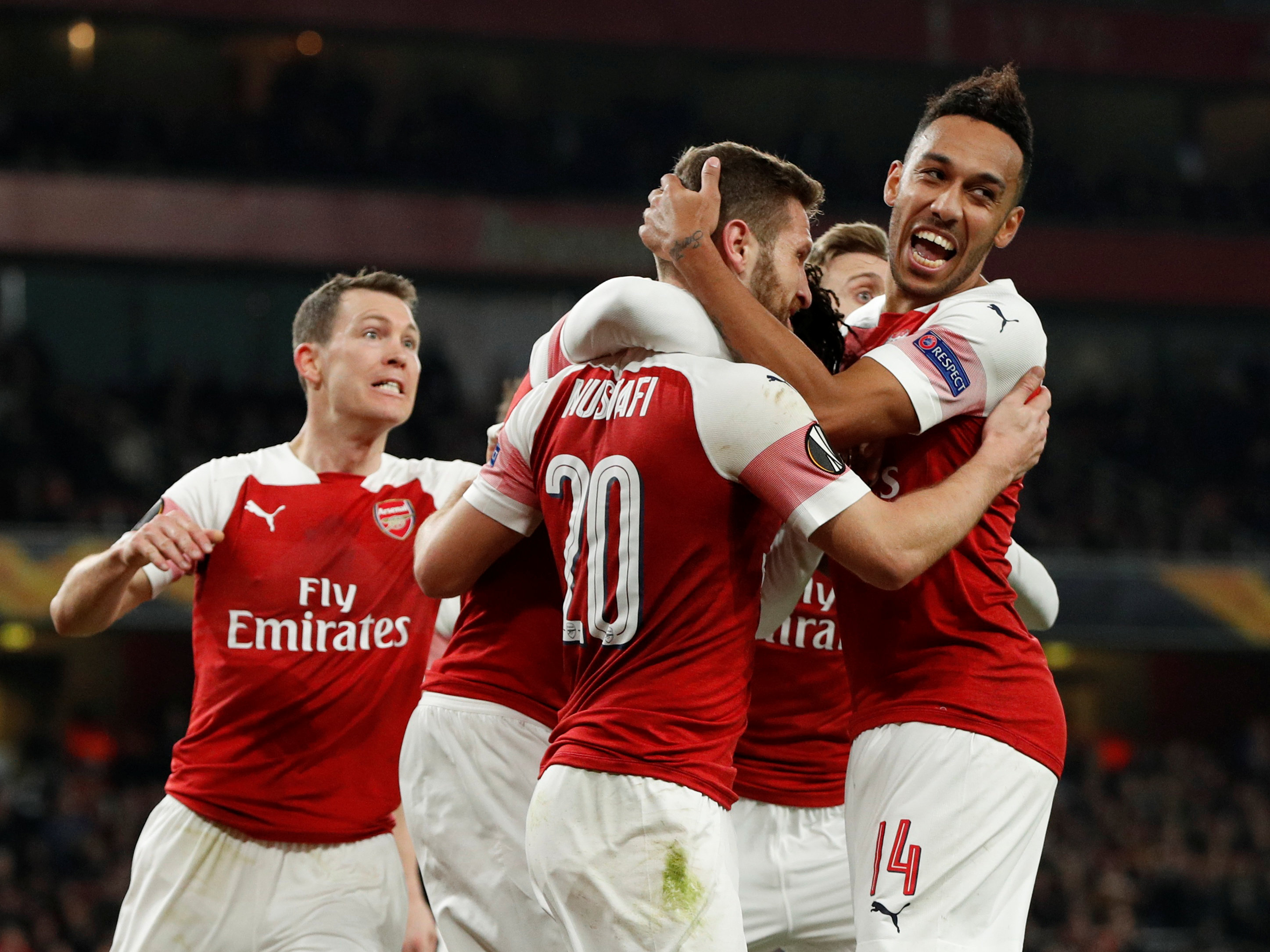 快船队记：伦纳德预计可以出战明天对阵独行侠的背靠背比赛（快船记者：伦纳德有望出战明日对阵独行侠的背靠背比赛）