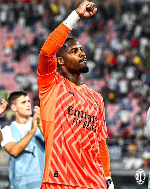 LNG官方：前KDF韩国中单BuLLDoG正式加盟（LNG官宣：前KDF韩籍中单BuLLDoG正式加入）